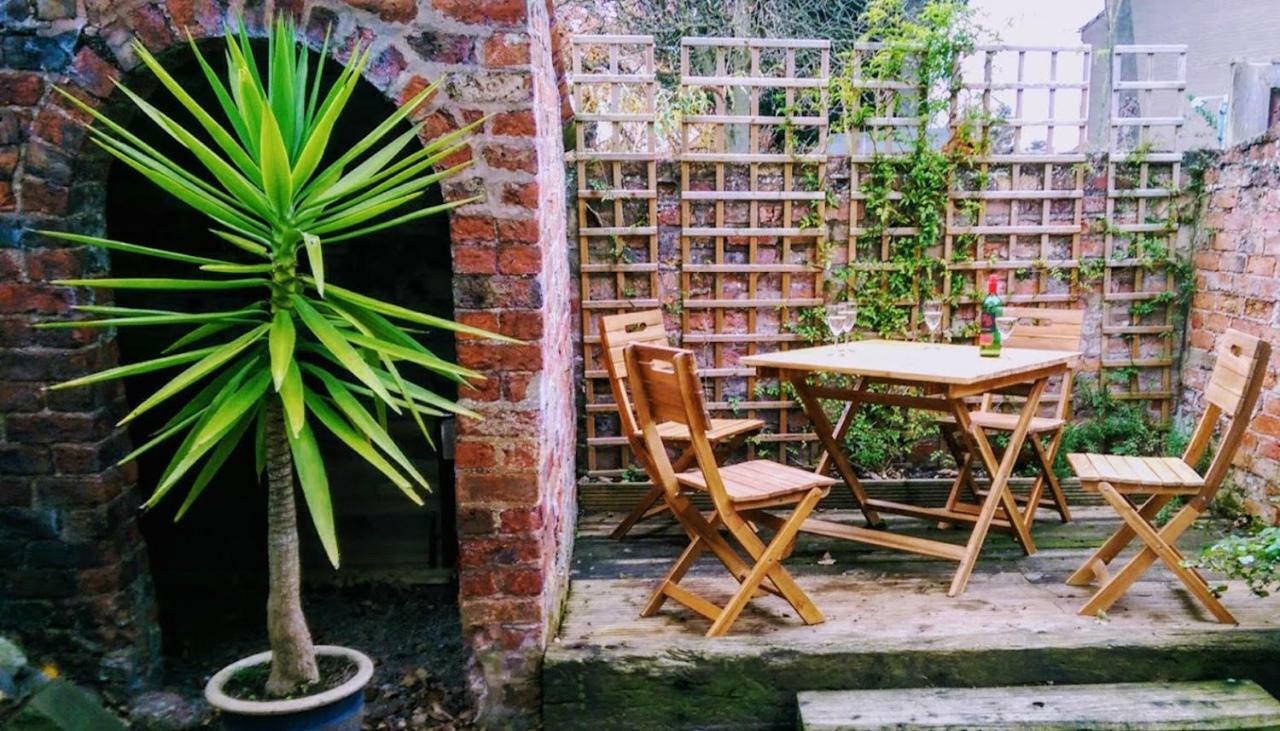 Milliner'S Cottage York Bagian luar foto